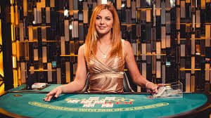 Tampilan aplikasi mobile dolarslot dengan sports betting dan live casino